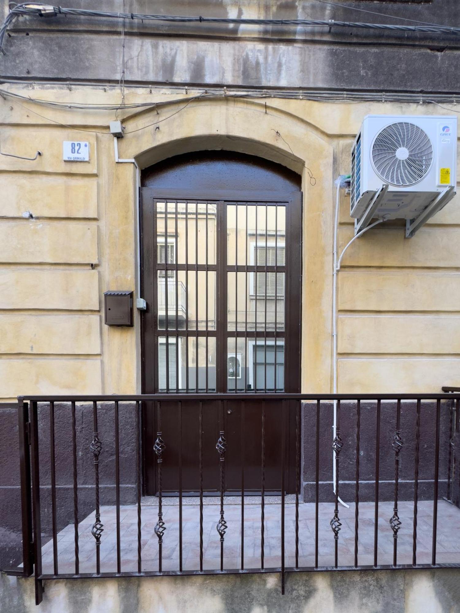 Sabbie Dell'etna - Eleganza E Comfort Nel Cuore Di Con Parcheggio Privato * Catane