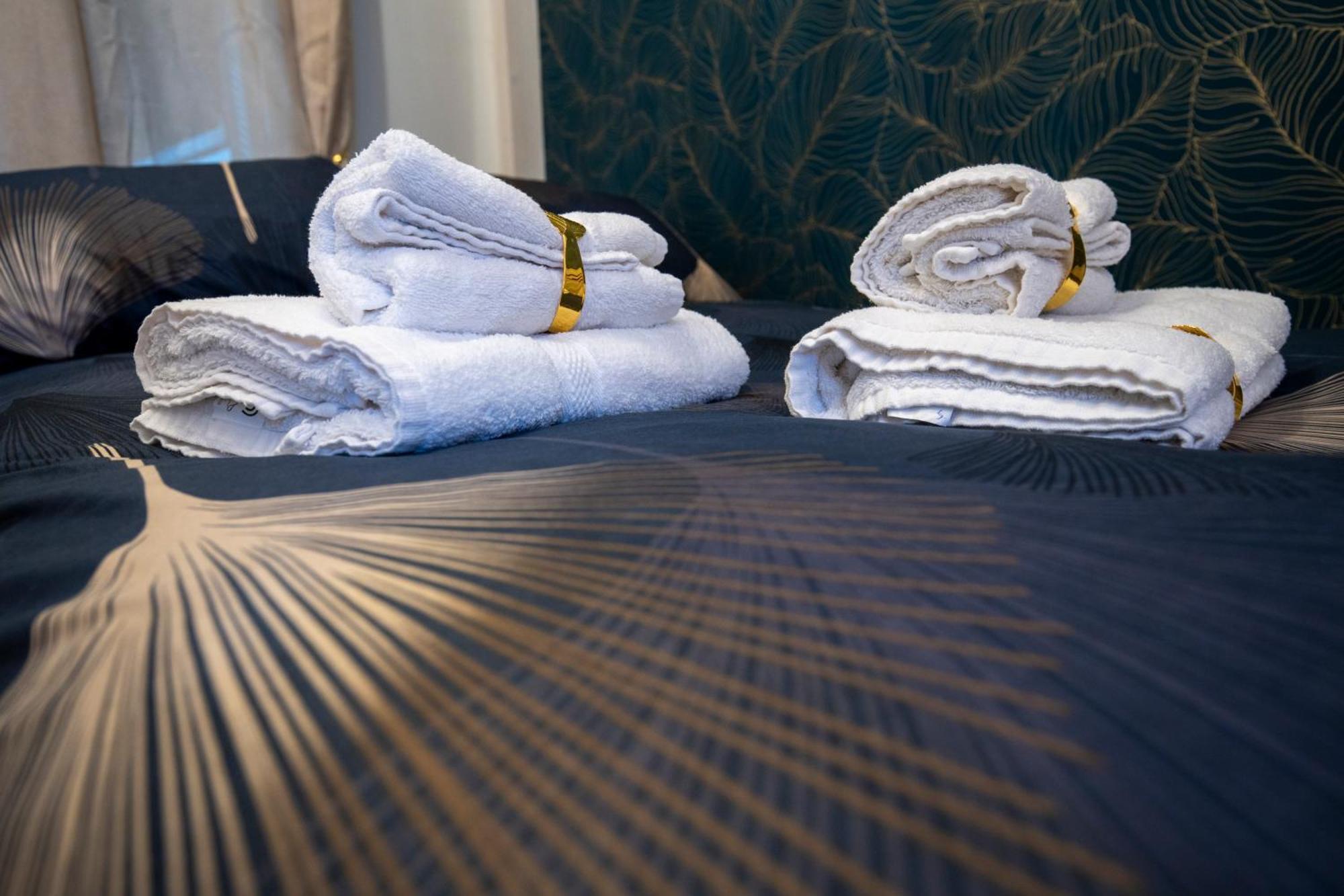 Sabbie Dell'etna - Eleganza E Comfort Nel Cuore Di Con Parcheggio Privato Appartement