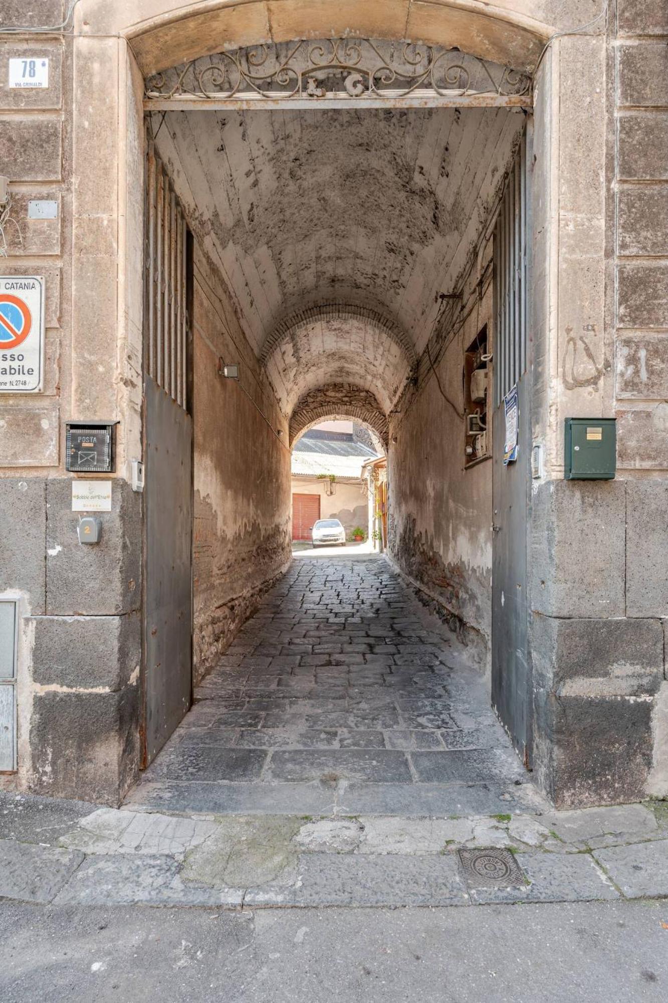 Sabbie Dell'etna - Eleganza E Comfort Nel Cuore Di Con Parcheggio Privato Appartement